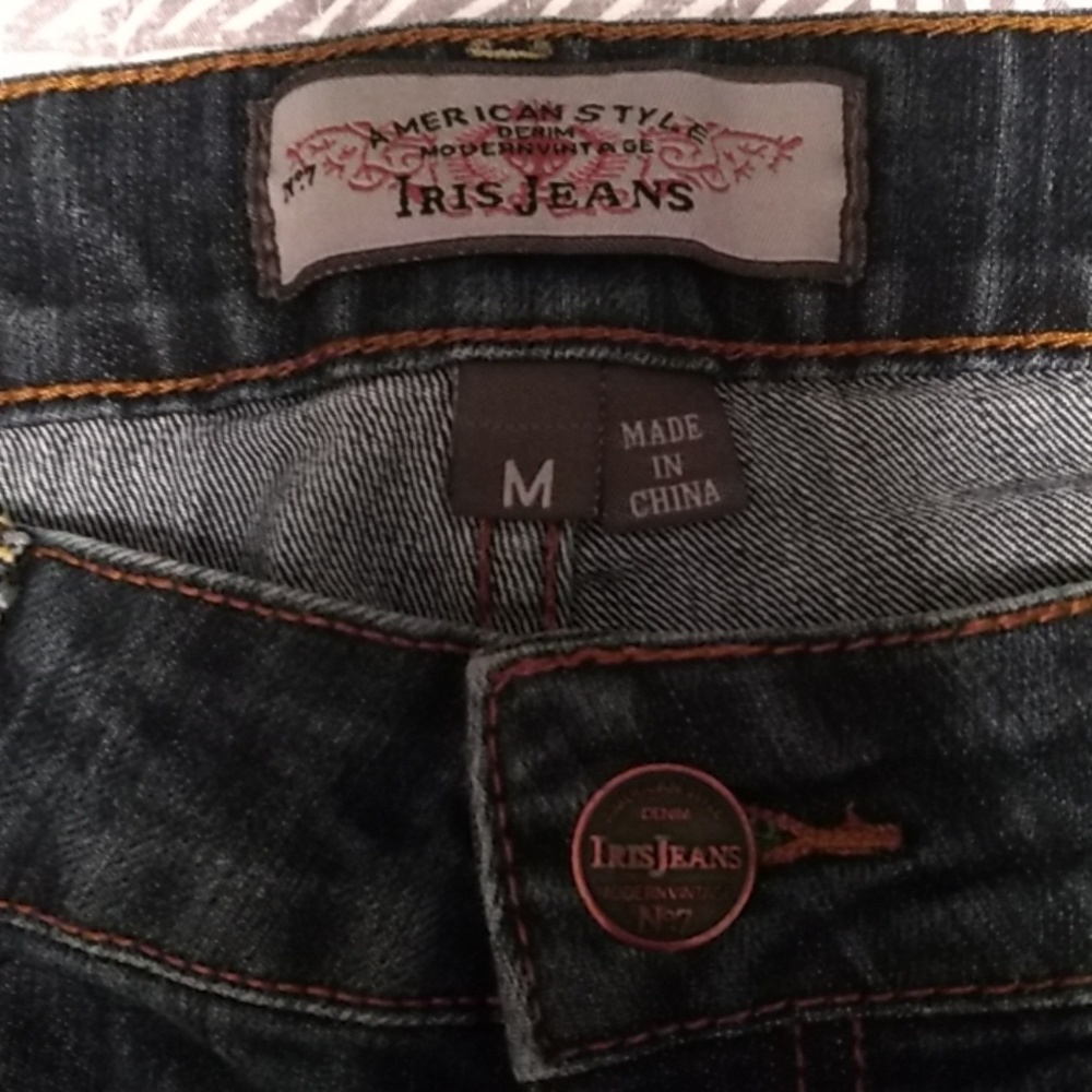 Shorts - Picture 2 of 3